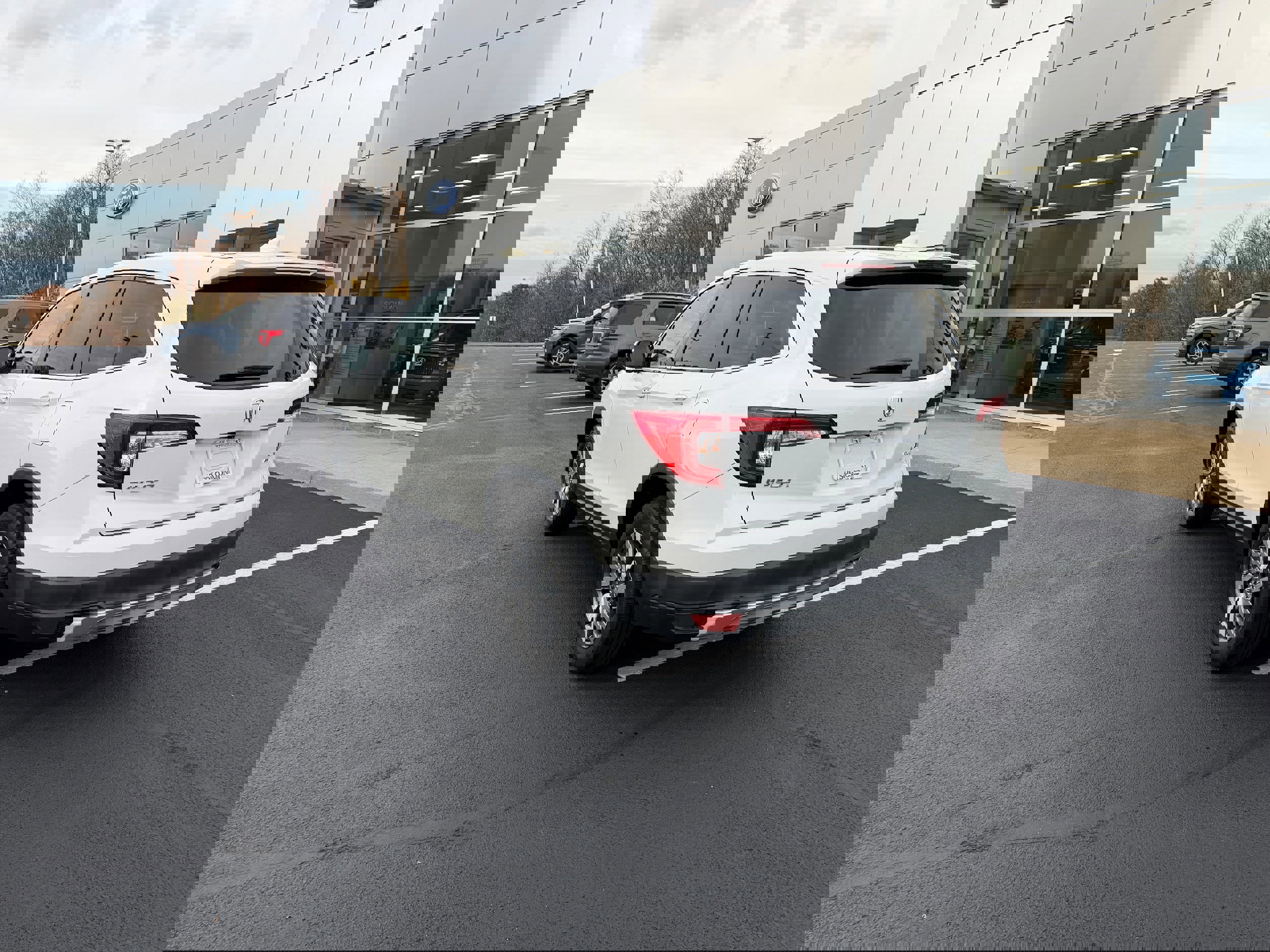 Used 2021 Honda Pilot EX-L image 5