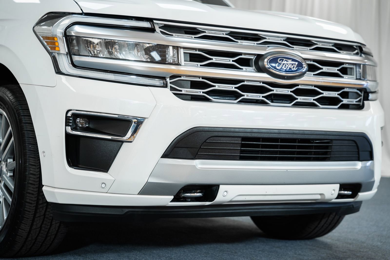 Certified 2022 Ford Expedition Platinum image 11