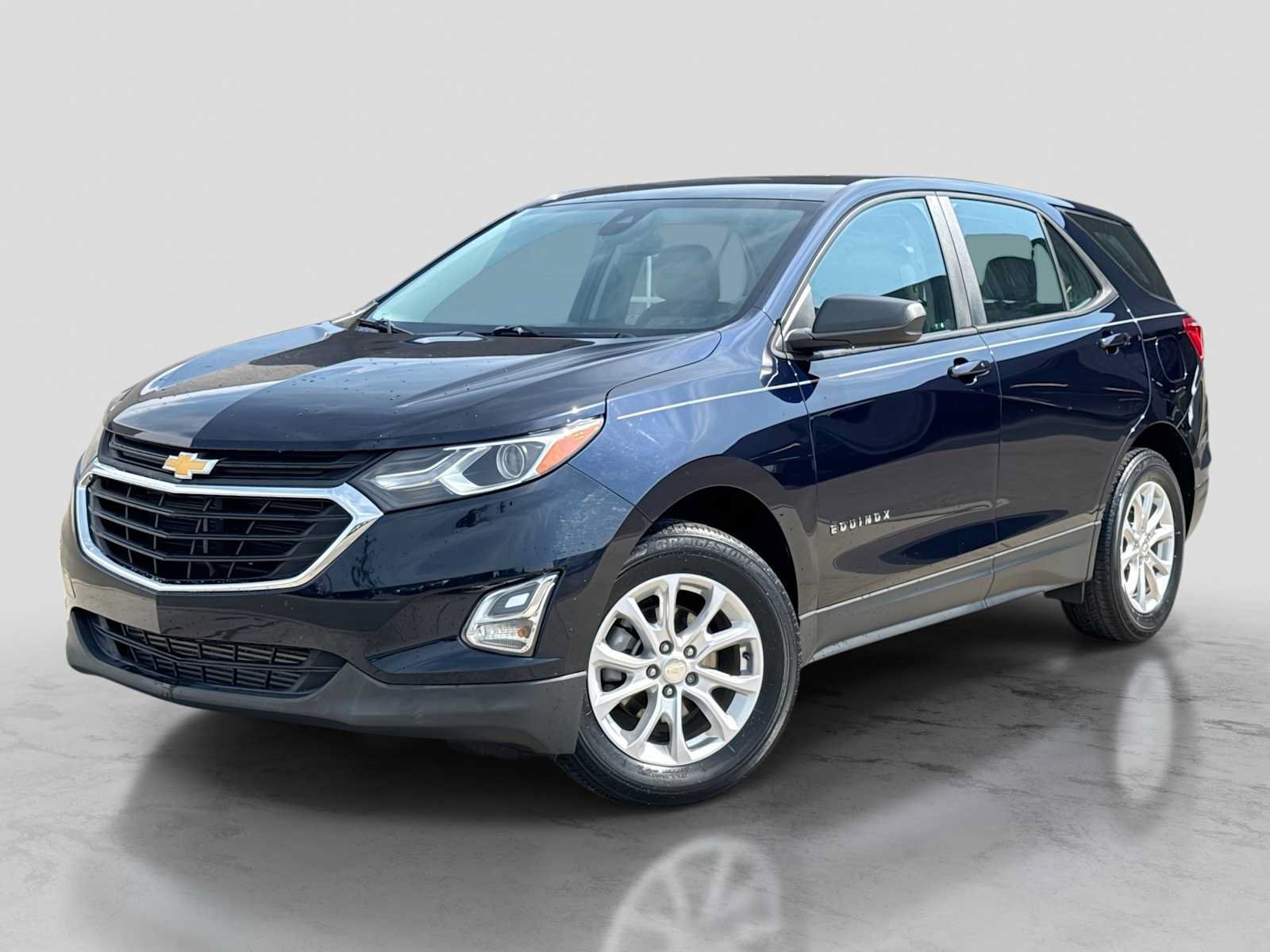 Used 2020 Chevrolet Equinox LS AWD/4WD image 1