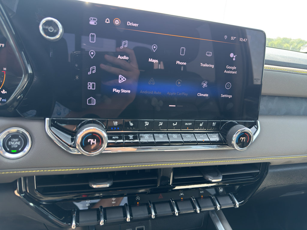 Used 2023 Chevrolet Colorado ZR2 w/ ZR2 Convenience Package III AWD/4WD image 15