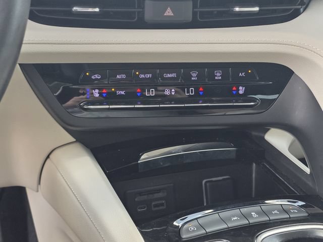 Used 2023 Buick Envision Avenir FWD image 23