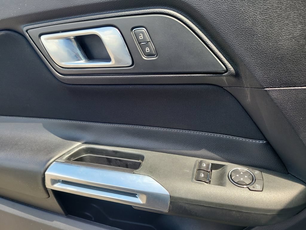 Certified 2019 Ford Mustang Coupe w/ Ford Safe & Smart Package RWD image 8