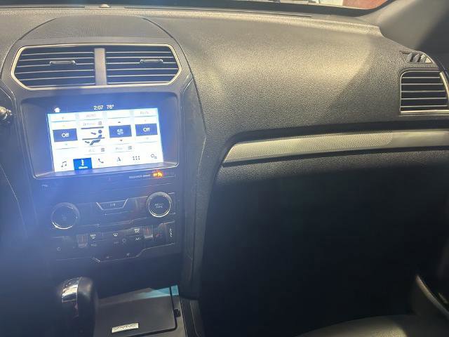 Certified 2019 Ford Explorer XLT w/ Equipment Group 202A image 15