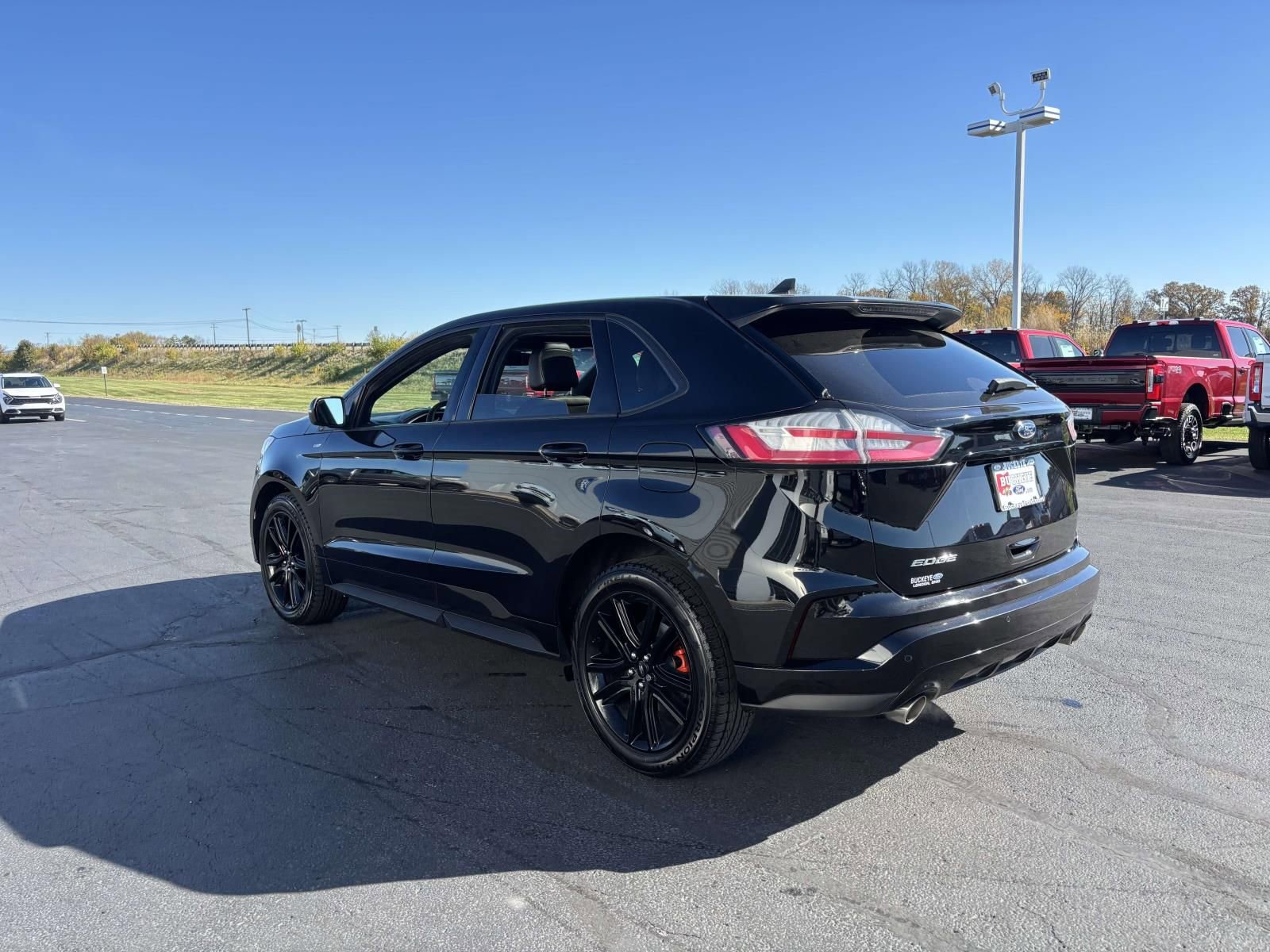 Certified 2020 Ford Edge ST-Line w/ Cold Weather Package image 7