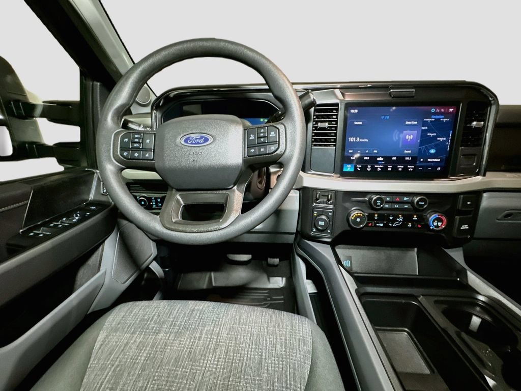 Certified 2026 Ford F350 XLT w/ XLT Premium Package AWD/4WD image 31
