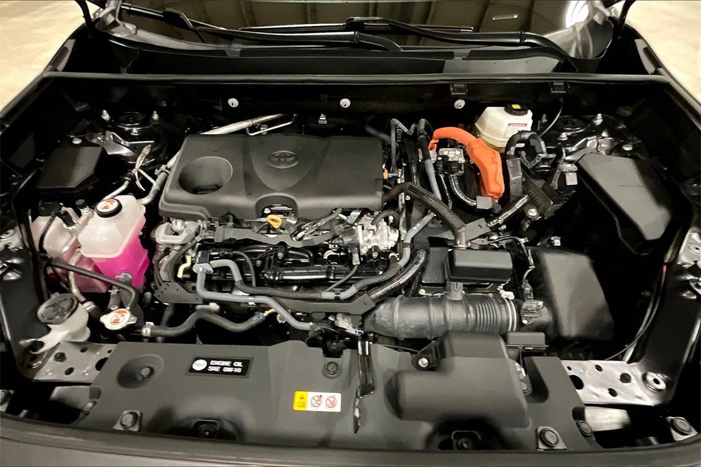 Used 2024 Toyota RAV4 XLE image 12