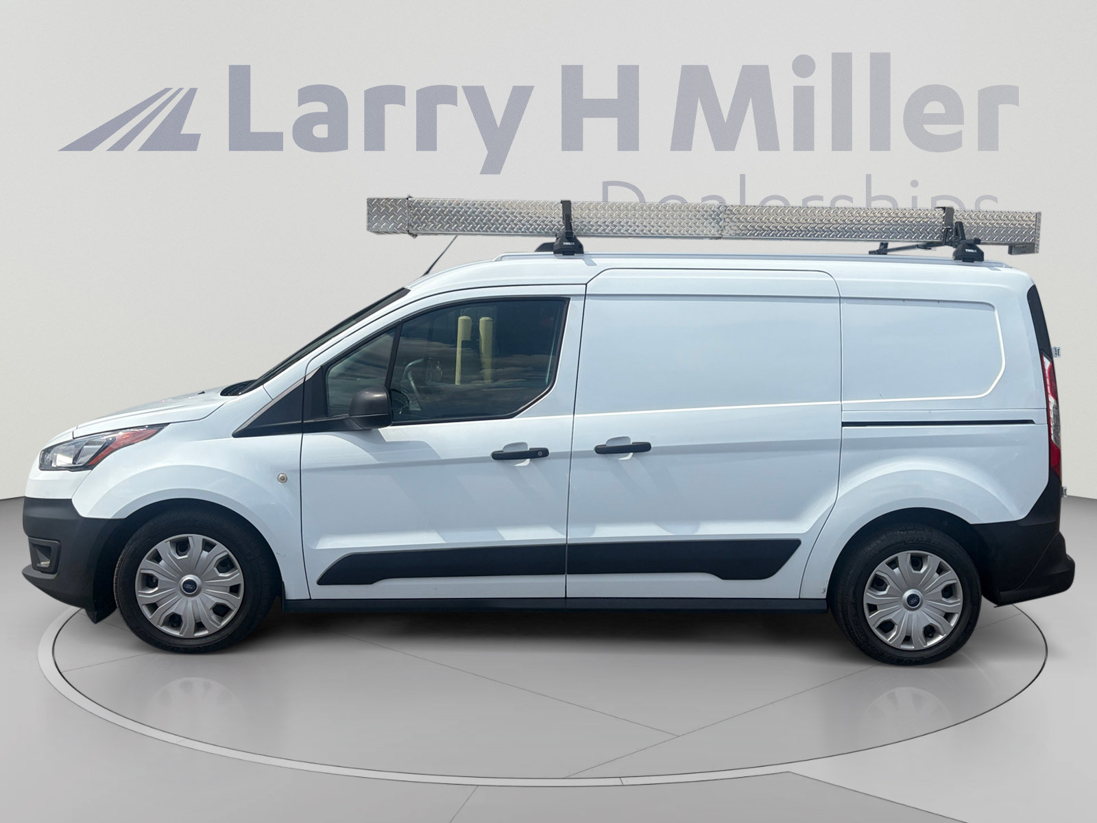 Certified 2023 Ford Transit Connect XL FWD image 2