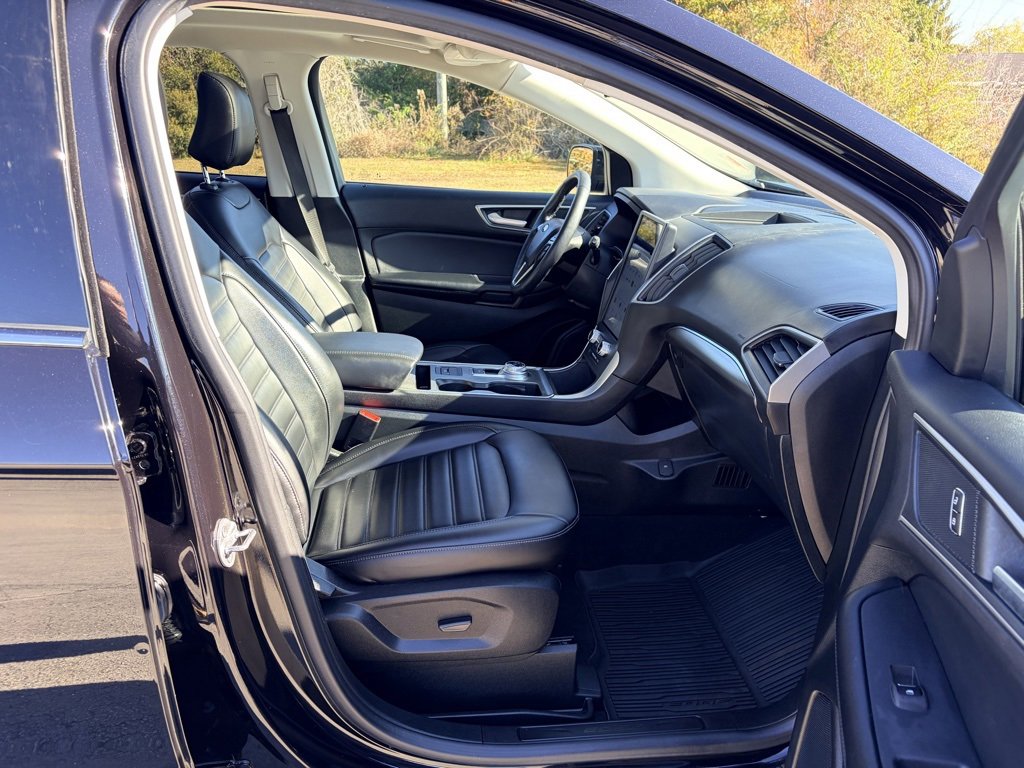 Certified 2022 Ford Edge SEL w/ Convenience Package image 21