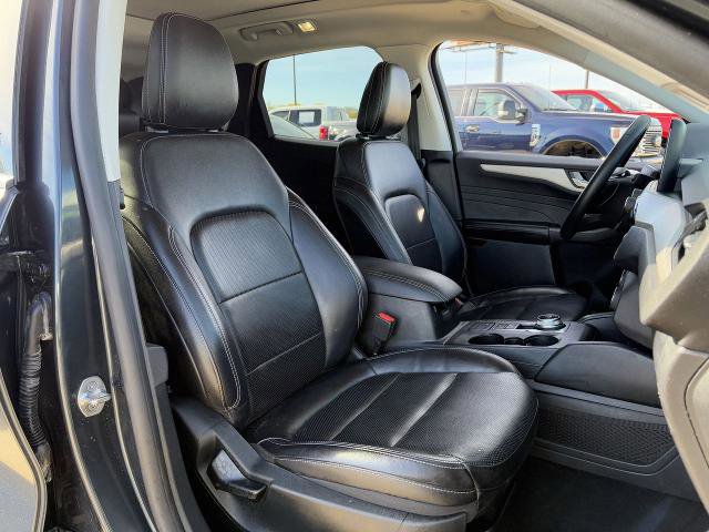 Certified 2022 Ford Escape SEL w/ Technology Package image 28