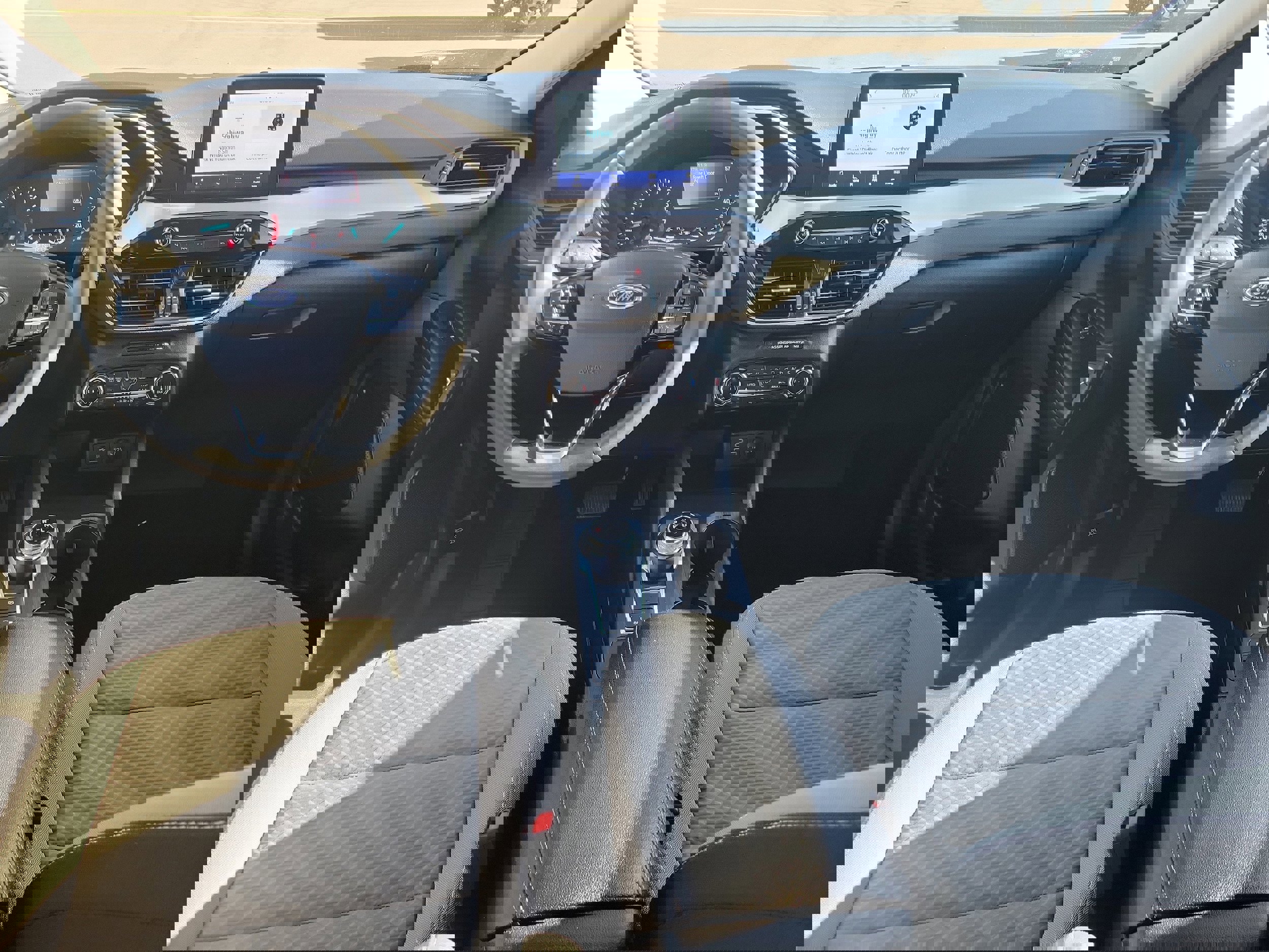 Certified 2022 Ford Escape SE w/ Convenience Package image 15