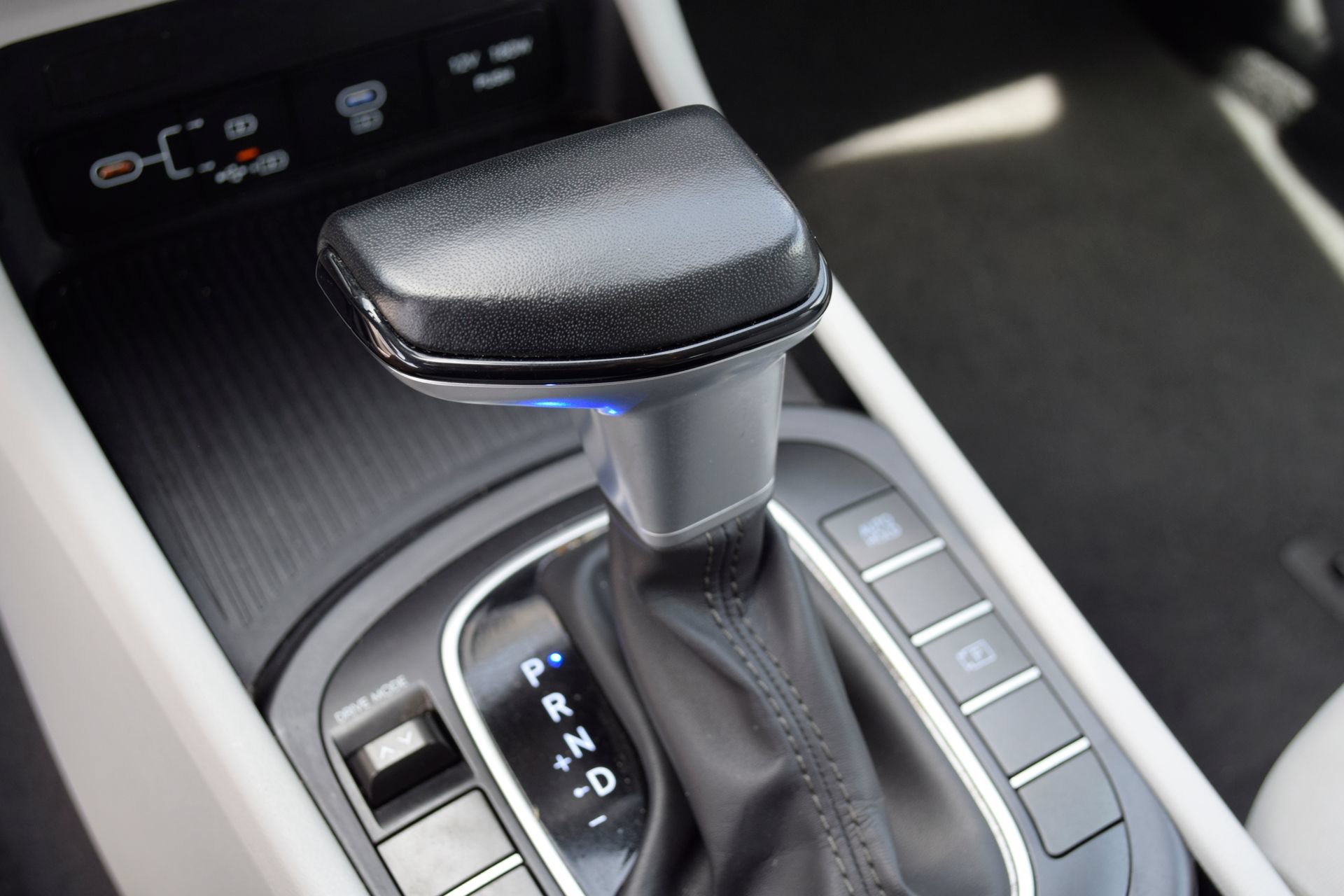 Used 2025 Hyundai Kona SEL FWD image 10