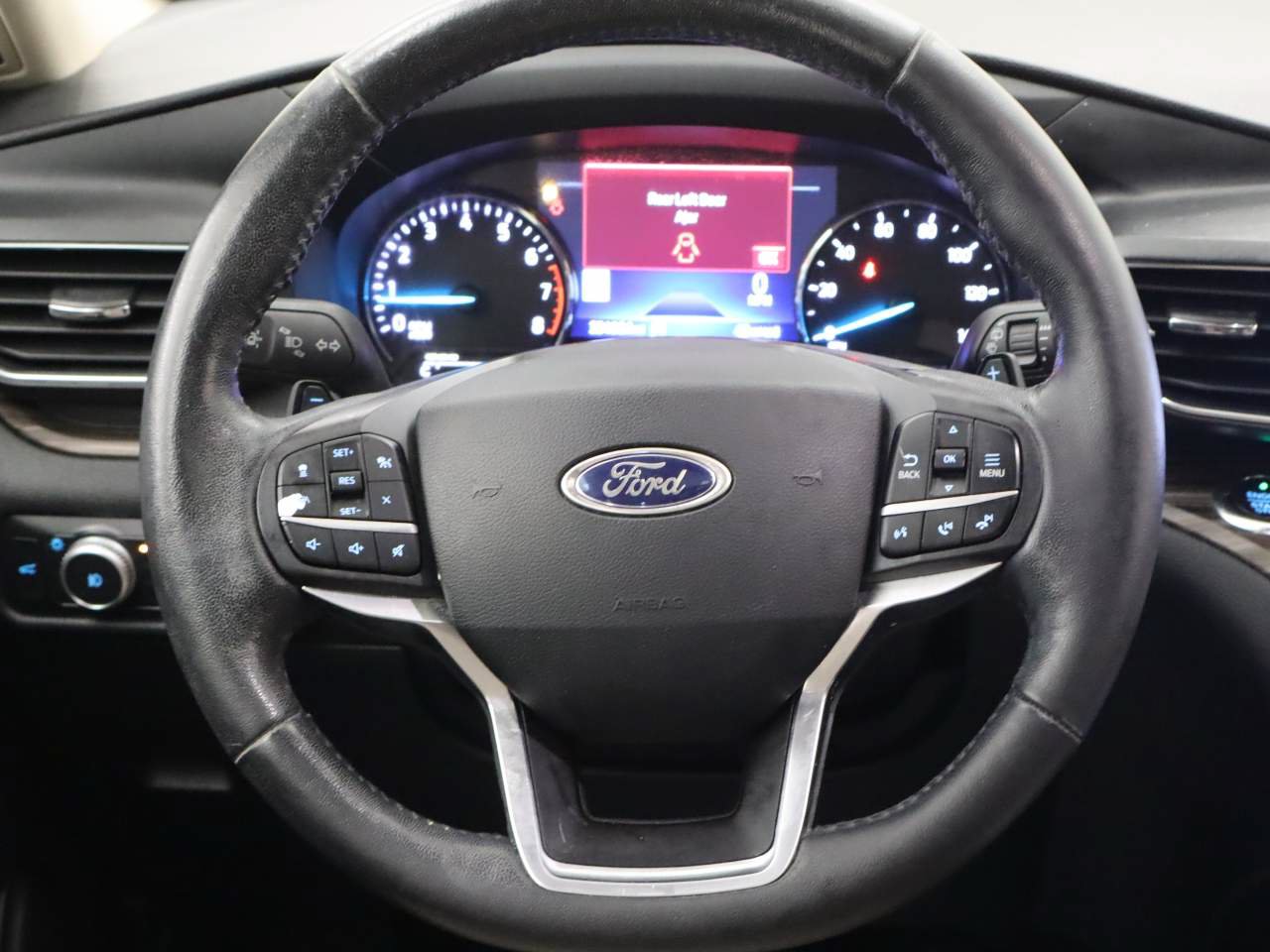 Certified 2020 Ford Explorer Limited AWD/4WD image 14