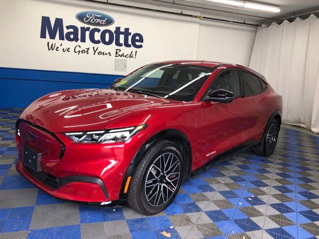 Certified 2024 Ford Mustang Mach-E Premium image 1