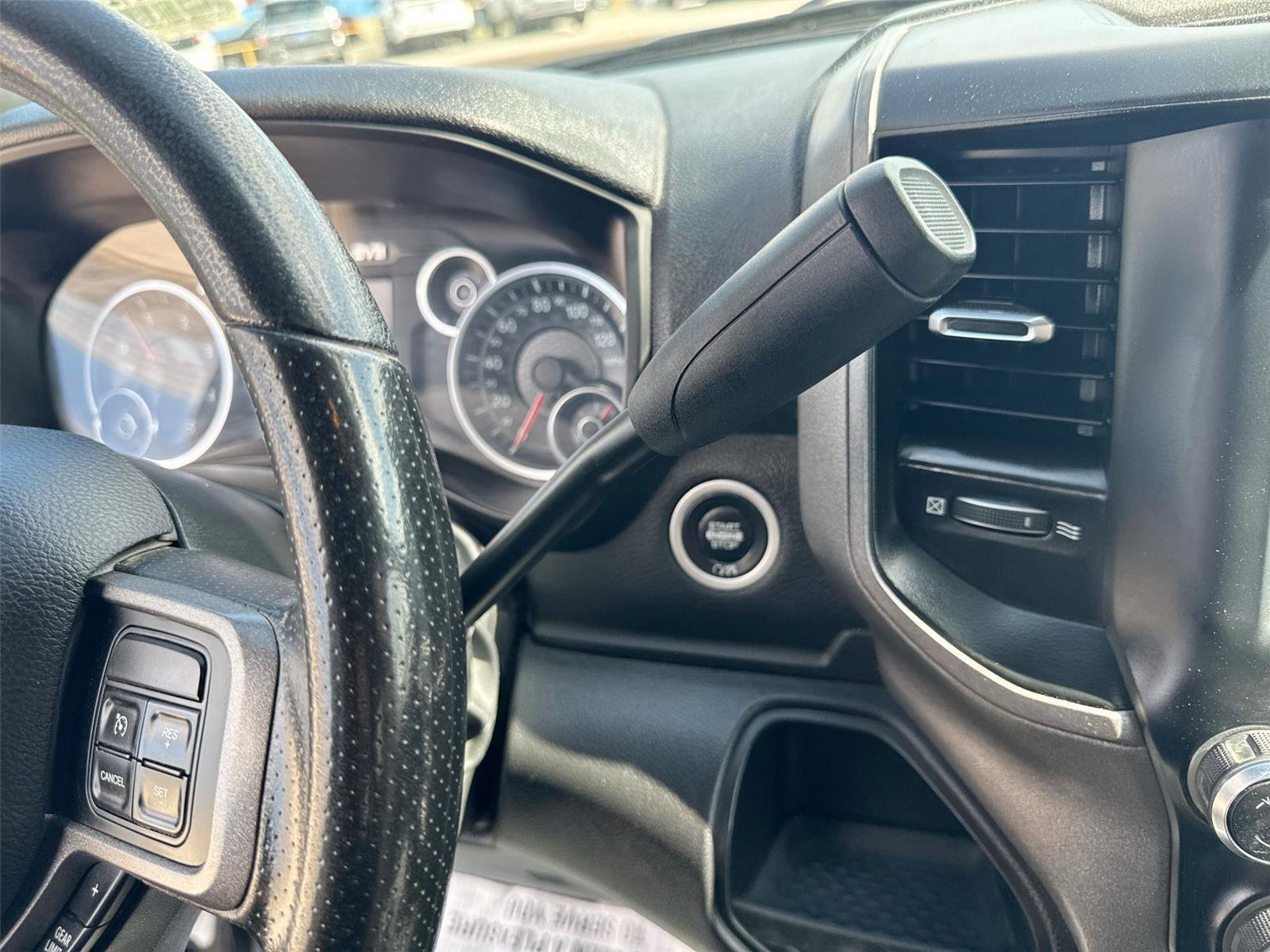 Used 2022 RAM 3500 Tradesman image 21