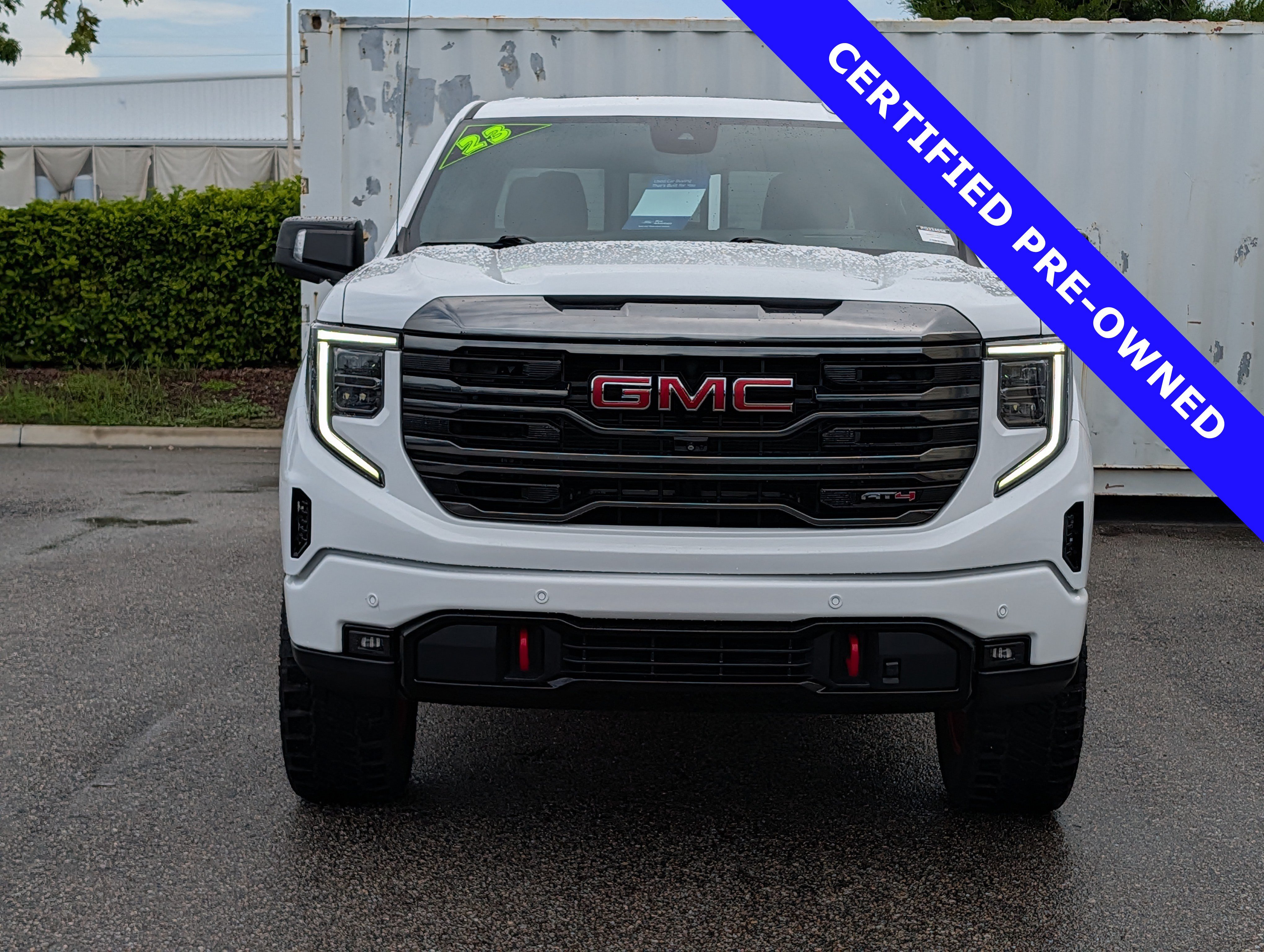 Used 2023 GMC Sierra 1500 AT4 w/ Technology Package AWD/4WD image 9