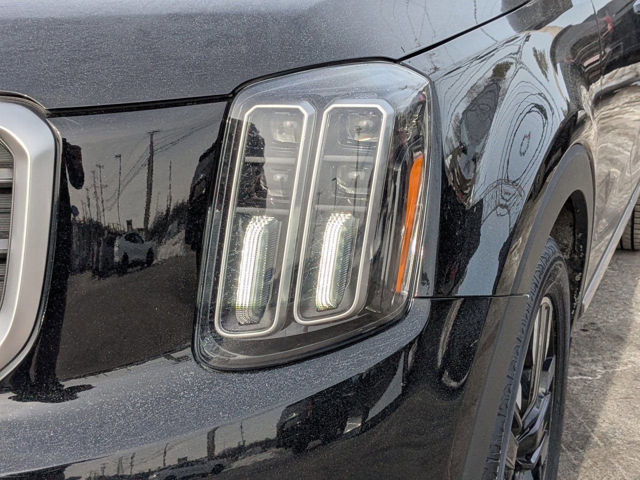 Used 2023 Kia Telluride SX X-Line image 11