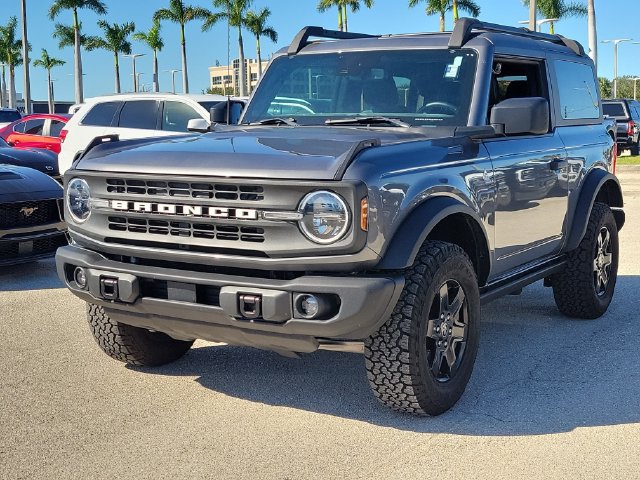 Certified 2024 Ford Bronco Black Diamond AWD/4WD image 3