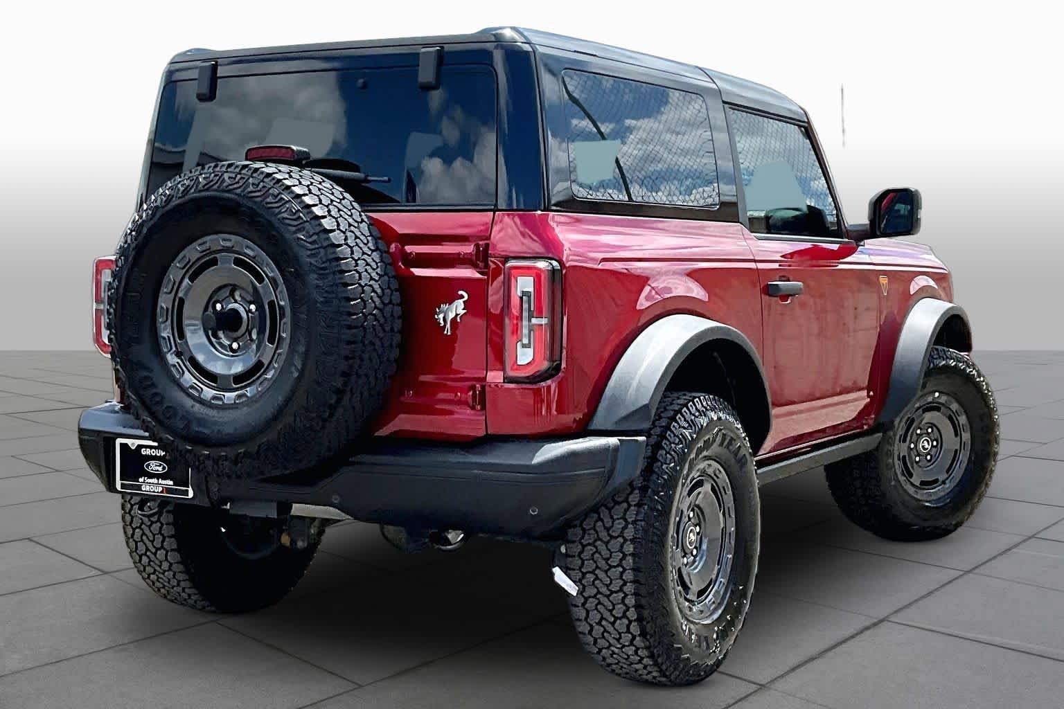 Certified 2025 Ford Bronco Badlands AWD/4WD image 13