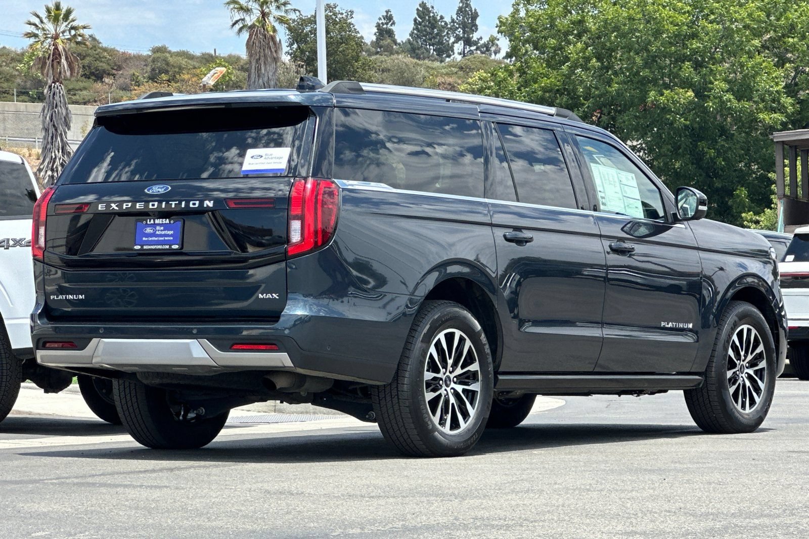 Certified 2025 Ford Expedition Max Platinum AWD/4WD image 3