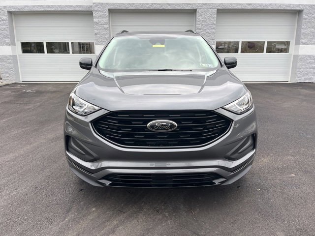 Certified 2022 Ford Edge SE w/ Black Appearance Package image 10