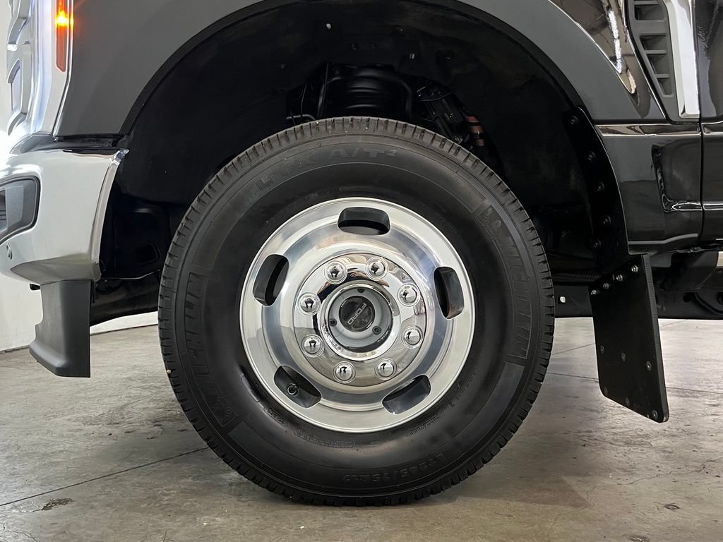 Certified 2026 Ford F350 King Ranch AWD/4WD image 15