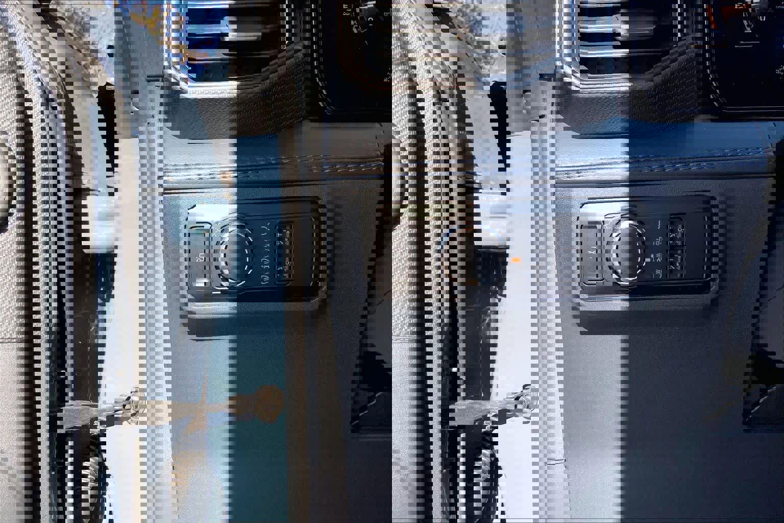 Certified 2024 Ford Mustang Dark Horse image 35