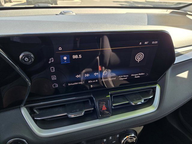 Used 2025 Chevrolet TrailBlazer LT AWD/4WD image 20