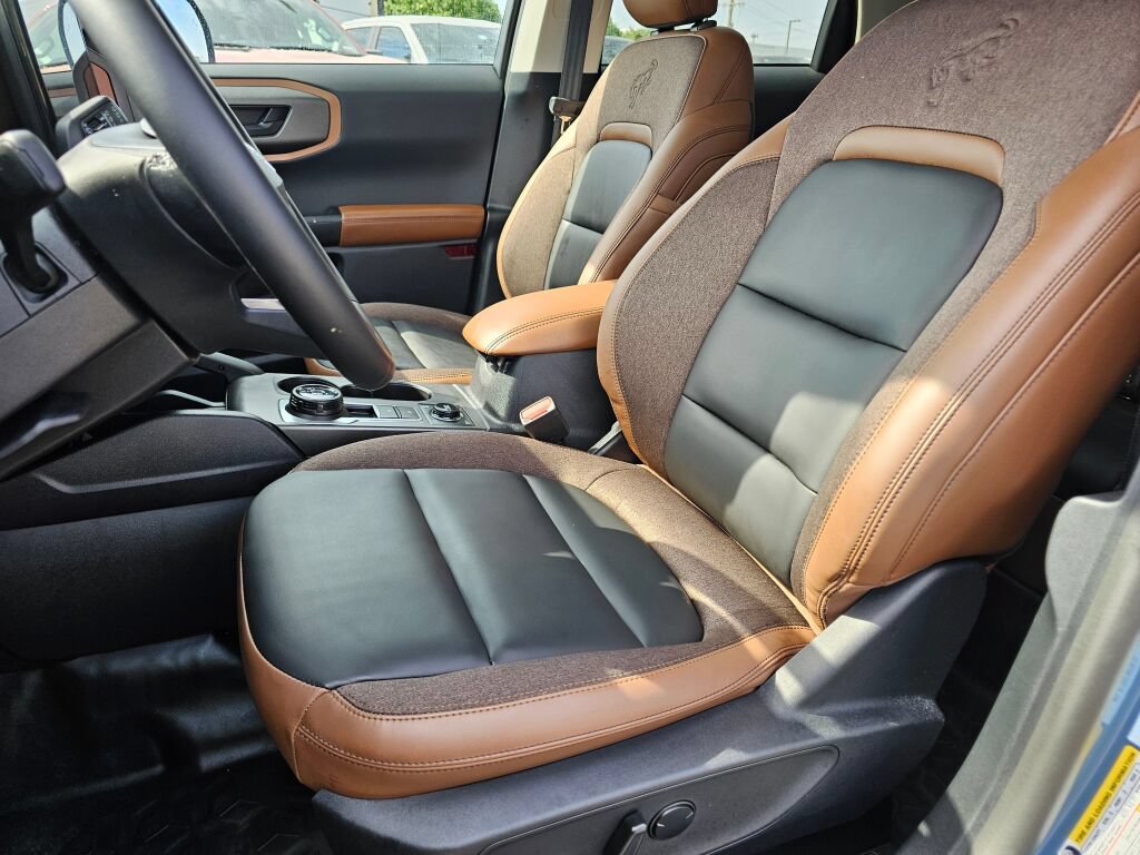 Certified 2025 Ford Bronco Sport Outer Banks w/ Sasquatch Outer Banks Package AWD/4WD image 23