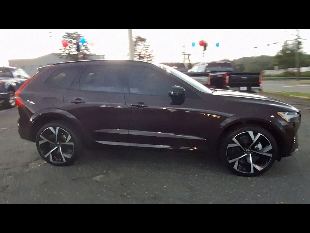 Used 2026 Volvo XC60 B5 Ultra w/ Climate Package AWD/4WD image 9