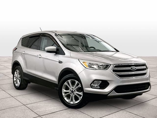 Certified 2017 Ford Escape SE w/ SE Cold Weather Package AWD/4WD image 2