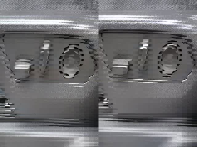 Used 2024 Chevrolet Silverado 1500 Custom image 7