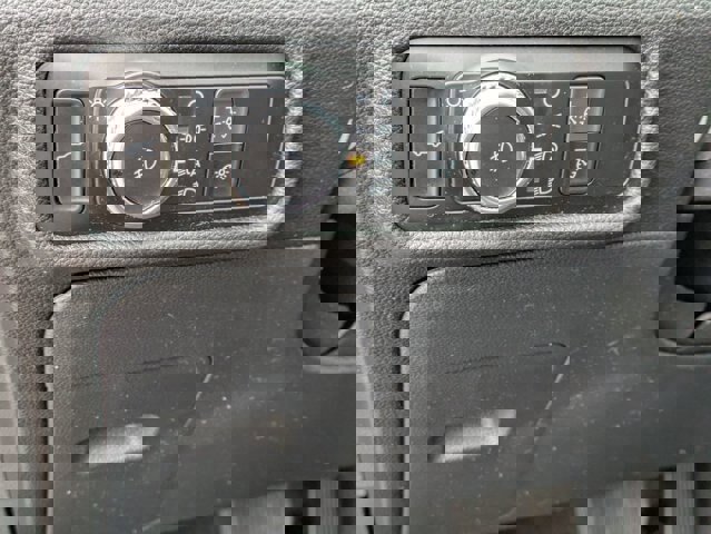 Certified 2022 Ford Explorer XLT w/ Equipment Group 202A image 16