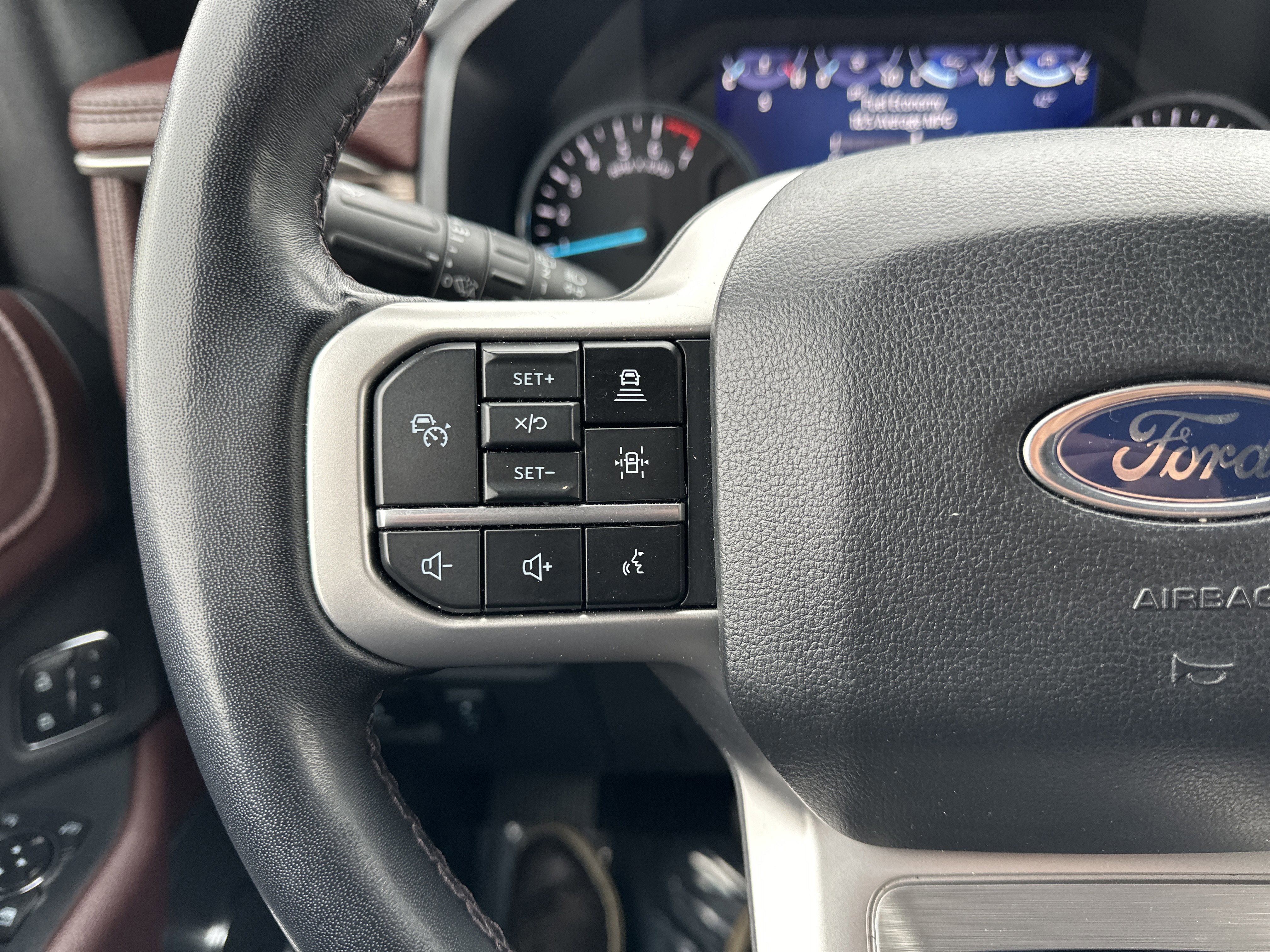 Certified 2024 Ford Expedition Limited image 20