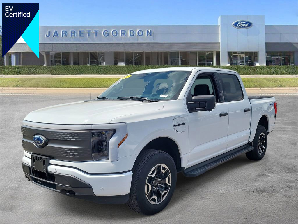 Certified 2023 Ford F150 Lightning XLT image 1