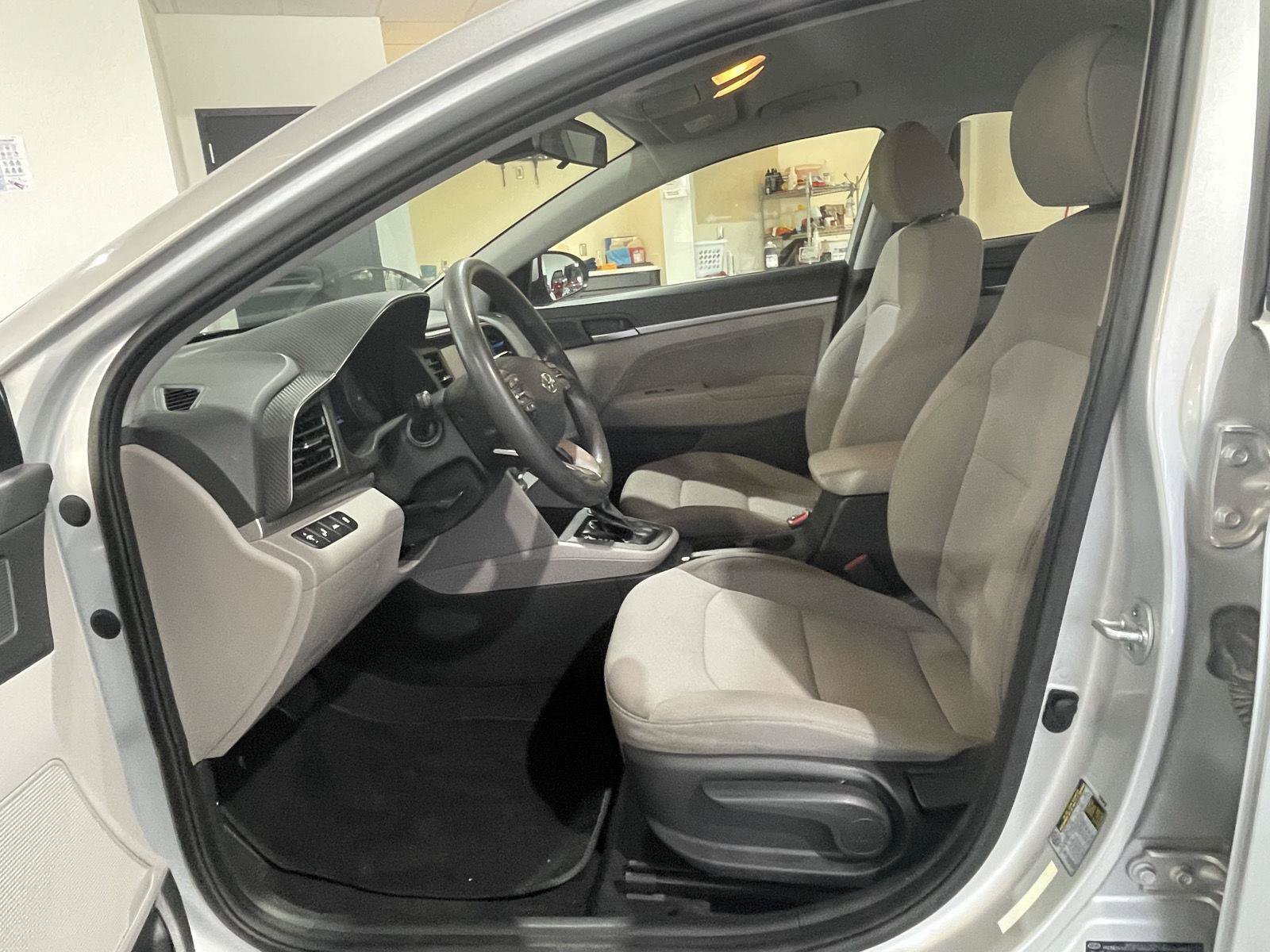 Used 2019 Hyundai Elantra SEL FWD image 19