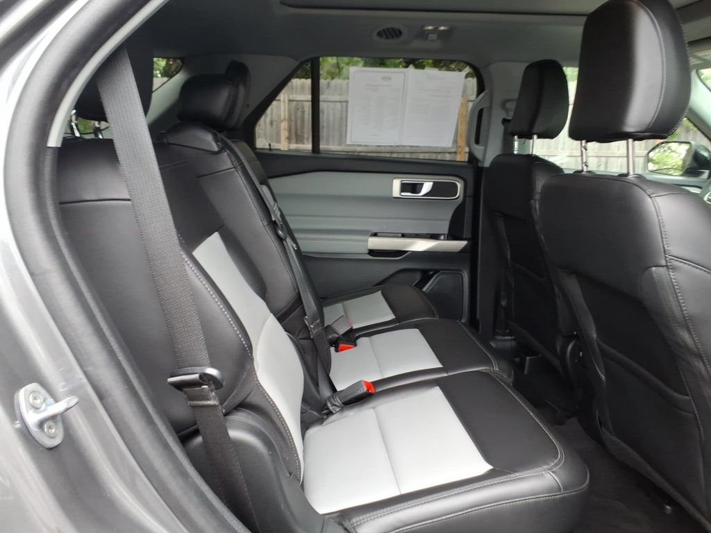 Certified 2023 Ford Explorer XLT w/ Equipment Group 202A AWD/4WD image 12