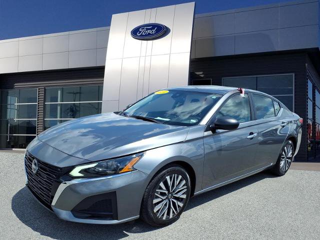 Used 2024 Nissan Altima 2.5 SV FWD image 4
