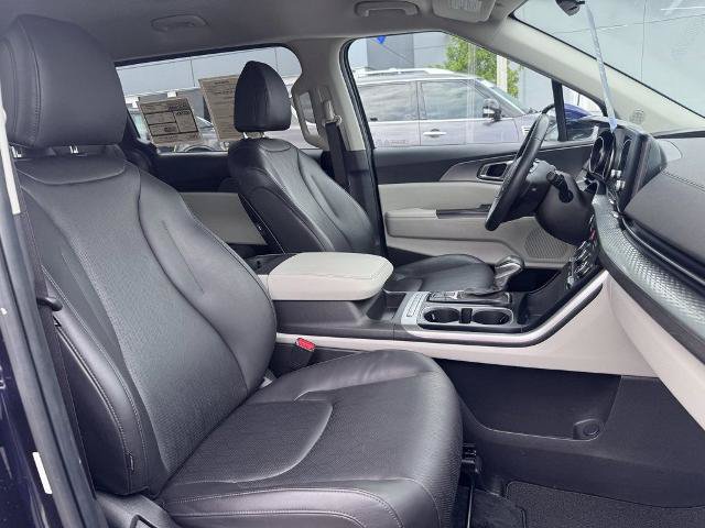 Used 2024 Kia Carnival LX FWD image 26