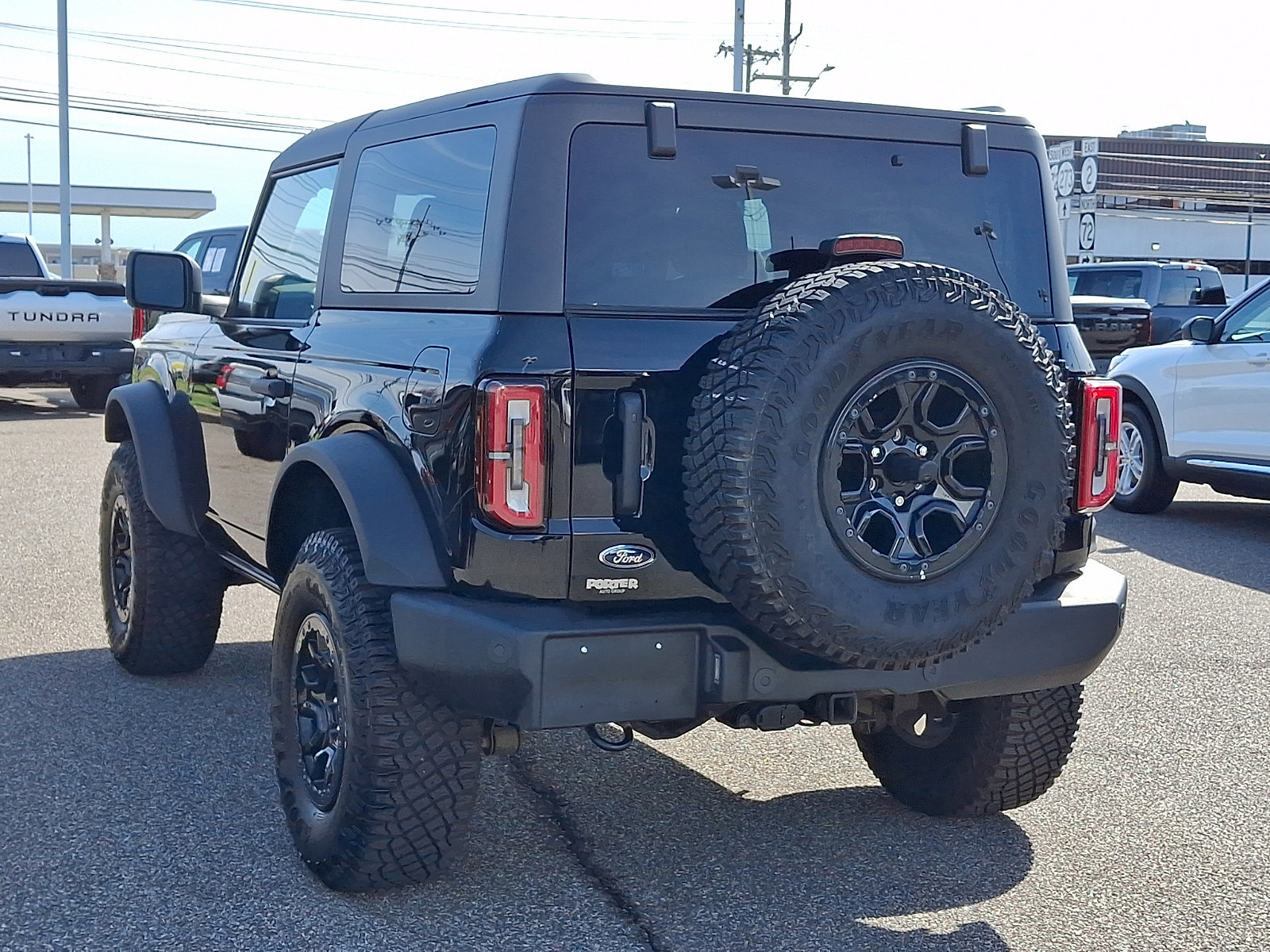 Certified 2023 Ford Bronco Wildtrak image 5