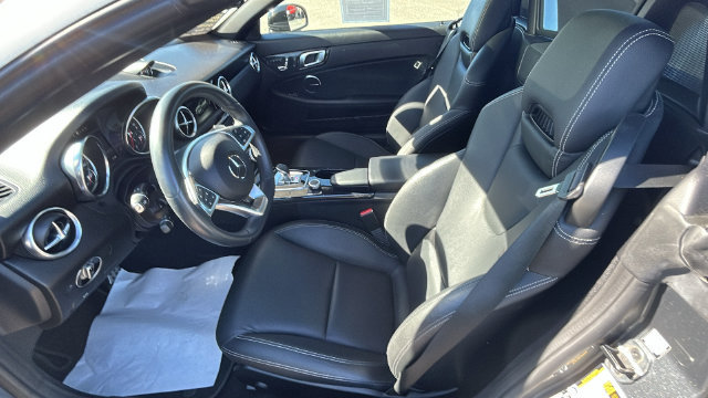 Used 2018 Mercedes-Benz SLC 300 image 14