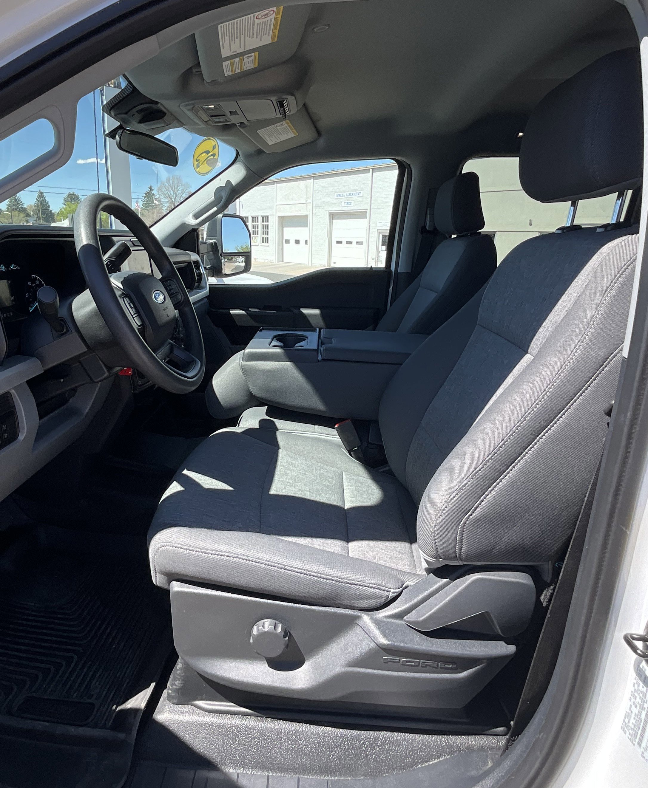 Certified 2025 Ford F350 XL AWD/4WD image 10