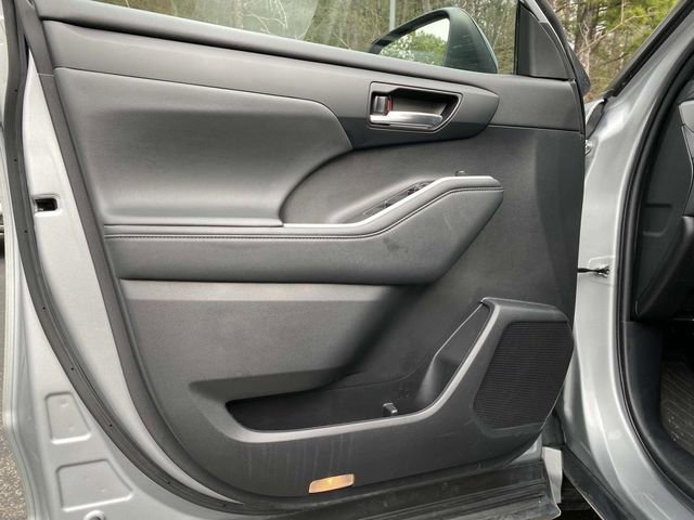 Used 2022 Toyota Highlander XSE image 21