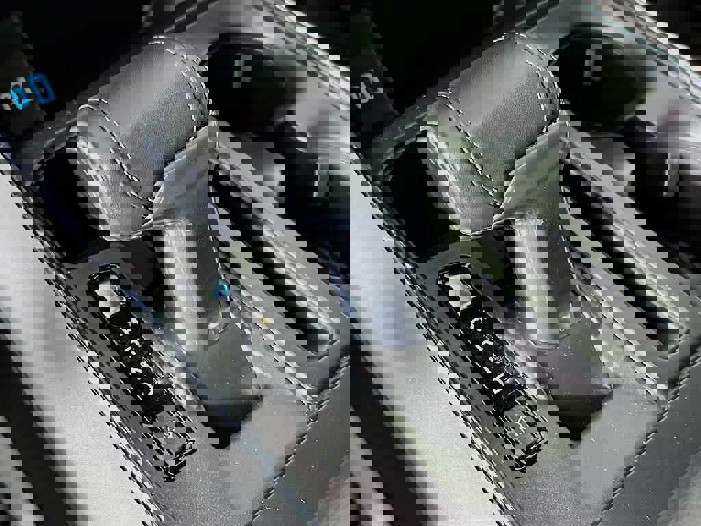 Certified 2023 Ford F150 Lightning XLT image 22