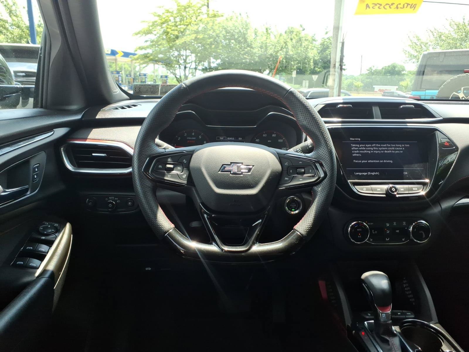 Used 2023 Chevrolet TrailBlazer RS w/ Convenience Package AWD/4WD image 14