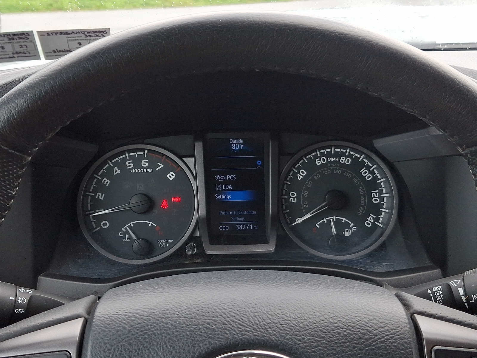 Used 2018 Toyota Tacoma TRD Sport AWD/4WD image 18