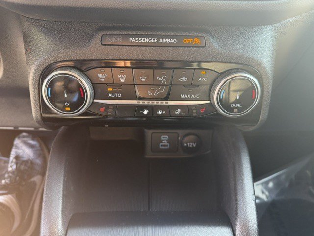 Certified 2022 Ford Escape SEL AWD/4WD image 21