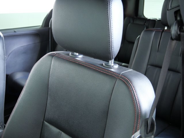 Used 2017 Dodge Grand Caravan GT FWD image 18