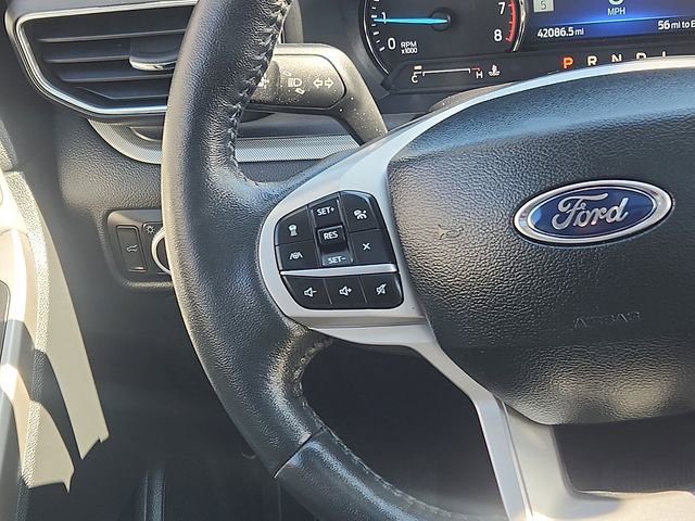 Certified 2023 Ford Explorer XLT w/ Equipment Group 202A image 14