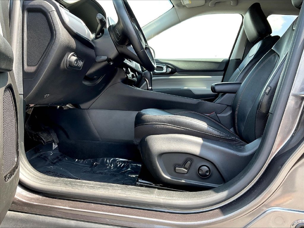 Used 2022 Jeep Compass Limited AWD/4WD image 41