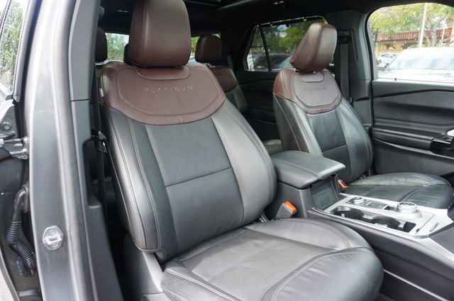 Certified 2023 Ford Explorer Platinum w/ Technology Package AWD/4WD image 7